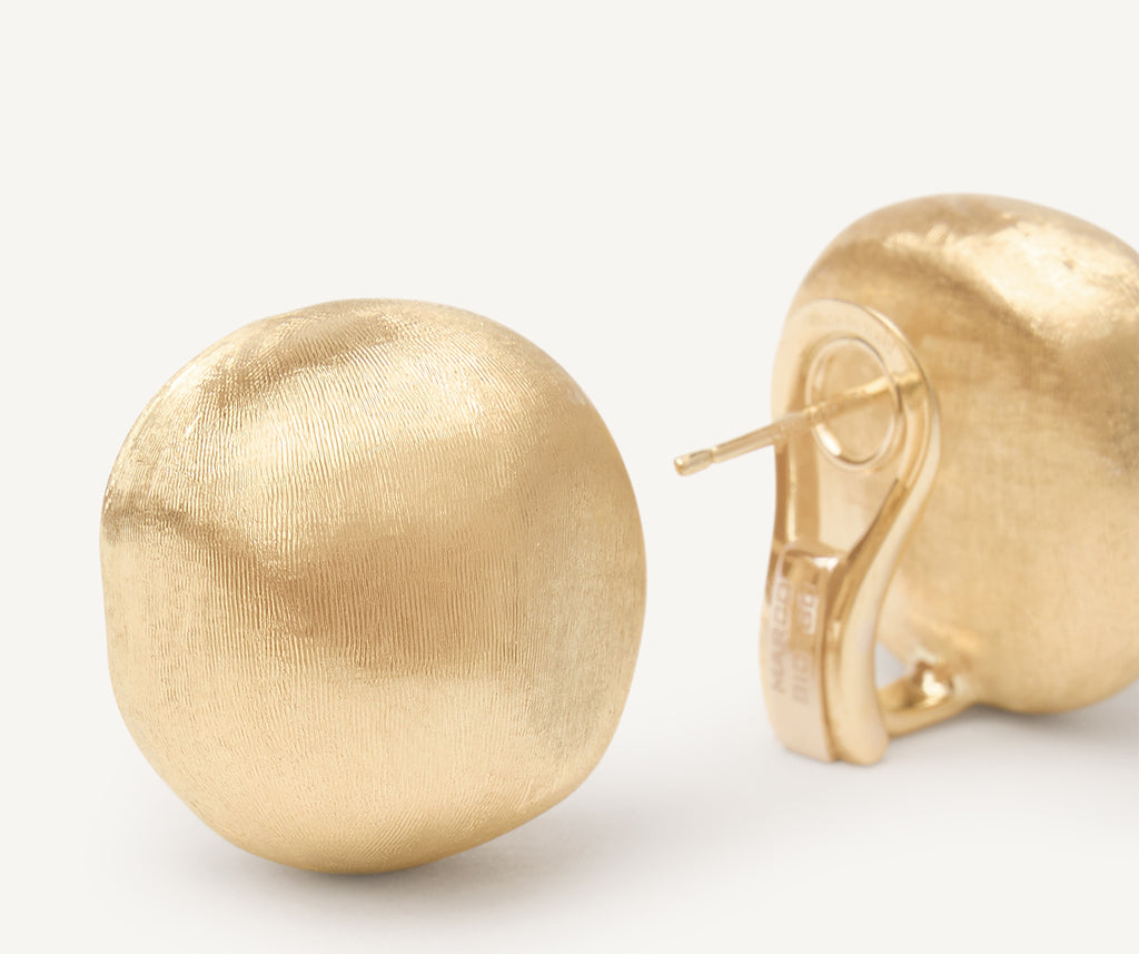 Gold stud earrings, large